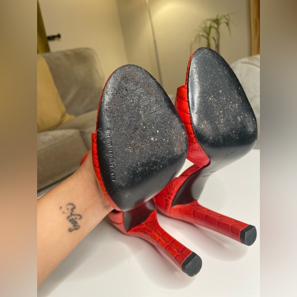 The red Queen 😍 - Picture 6 of 11